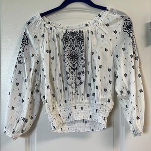 White/ Blue crop top